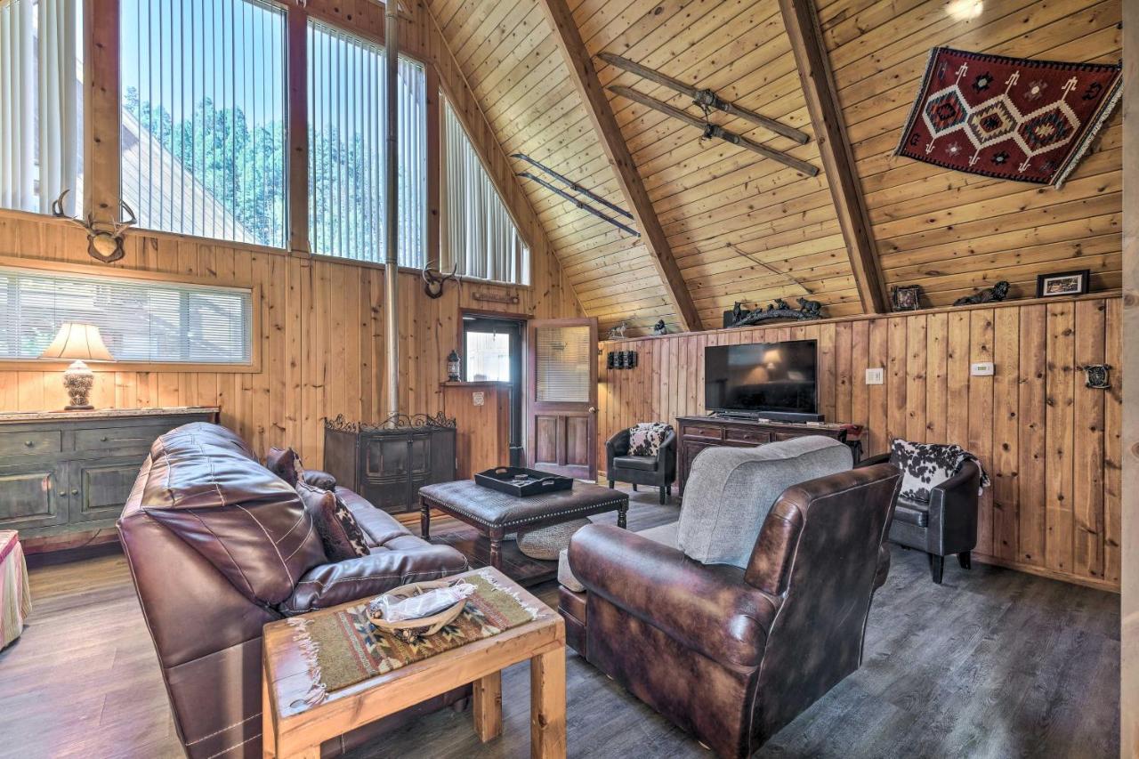 Ski-Inandski-Out Red River Cabin With Mtn Views! Екстериор снимка
