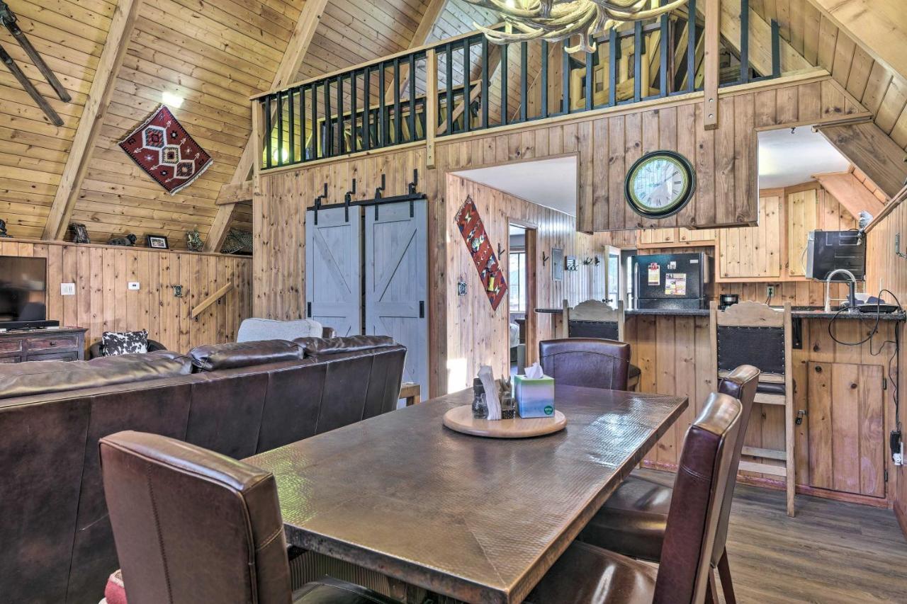 Ski-Inandski-Out Red River Cabin With Mtn Views! Екстериор снимка
