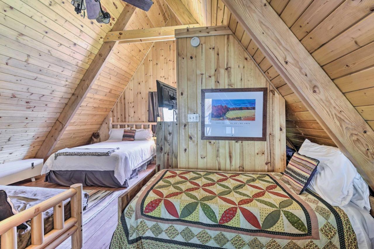 Ski-Inandski-Out Red River Cabin With Mtn Views! Екстериор снимка